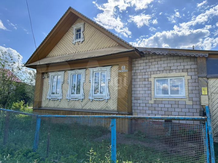 Дом 79,6 м² на участке 6,8 сот.