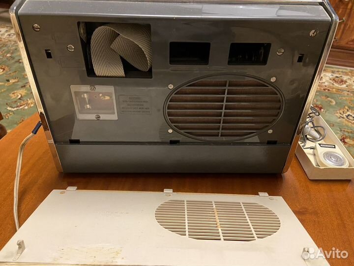 Катушечный магнитофон grundig tk 6 с микрофоном