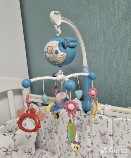 Мобиль на кроватку с проектором