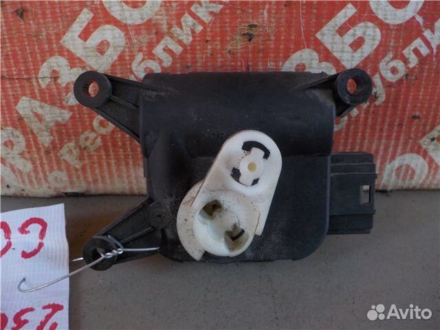 Серво-привод заслонки отопителя Volkswagen Golf