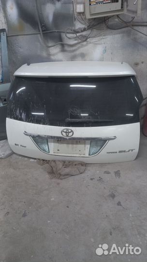 Дверь багажника тоеота марк 2 блит