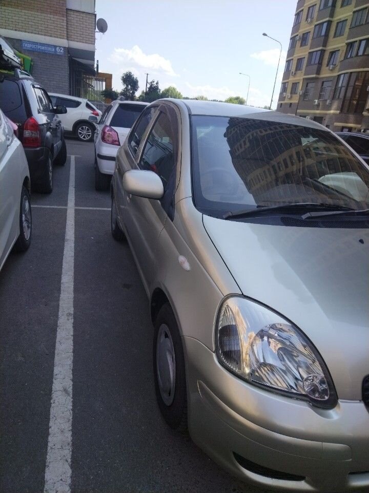 Toyota Vitz: фото владельца