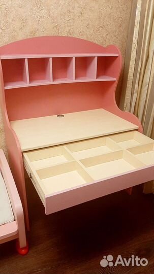 Детский письменный стол + детская кровать IKEA