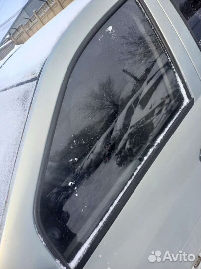 Стекло передней левой двери renault logan 1