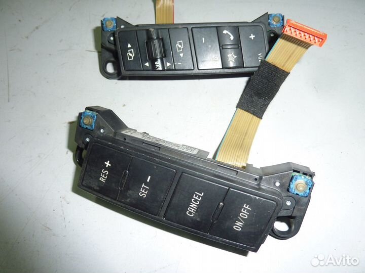 Кнопки на руль мультируль Volkswagen Touareg