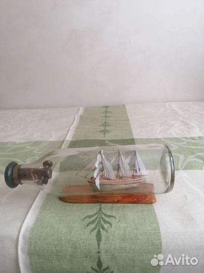 Корабль в бутылке