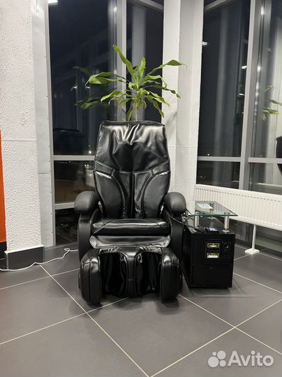 Массажное кресло