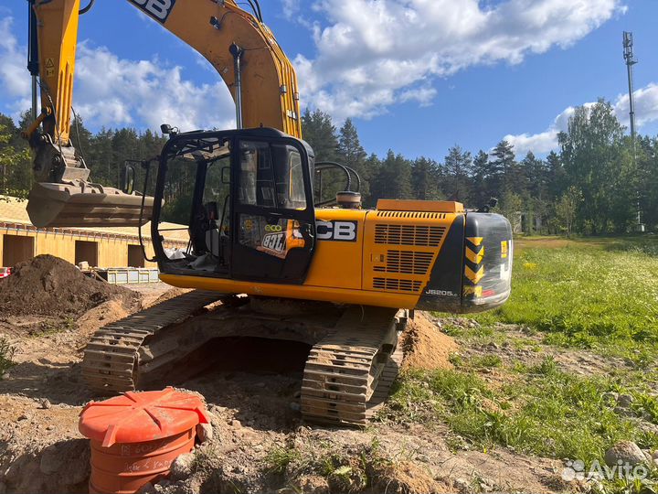 Гусеничный экскаватор JCB JS 205NLC, 2021