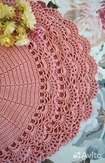 Салфетка сервировочная вязаная