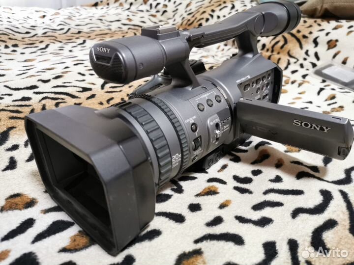 Видео камера Sony HDR-fx 7e