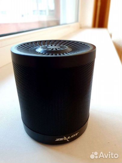 Беспроводная колонка (USB, AUX, microSD)