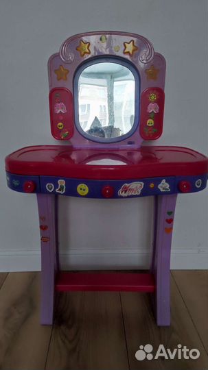 Туалетный столик