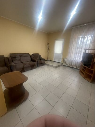 2-к. квартира, 50 м², 1/1 эт.