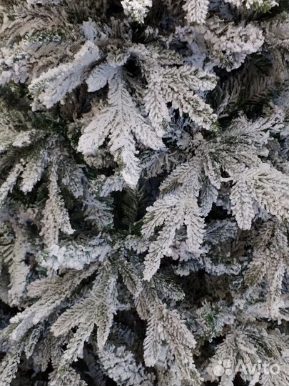 Ель искуственная