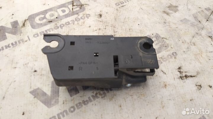 Ручка внутренняя правая Ford Kuga 1