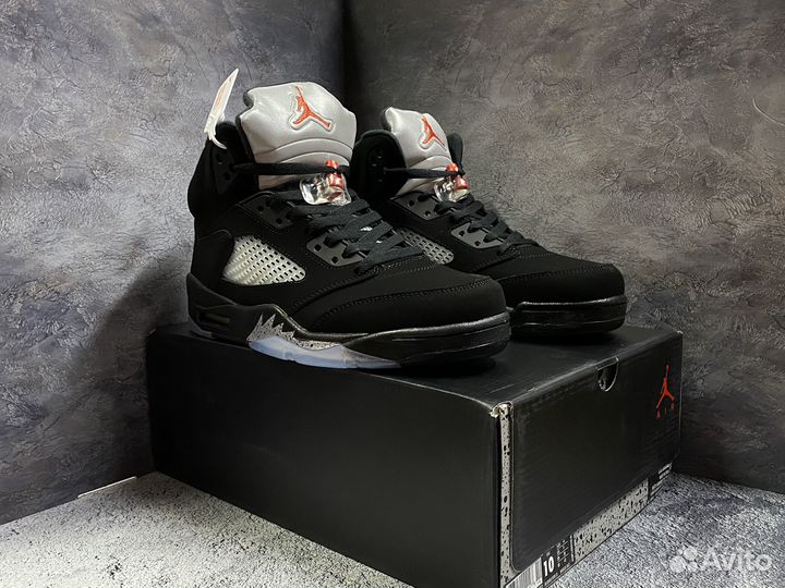 Кроссовки Nike Air Jordan 5 Metallic