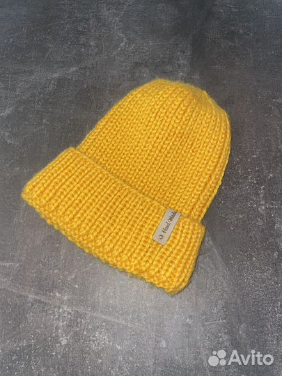 Шапка женская вязаная ручная работа