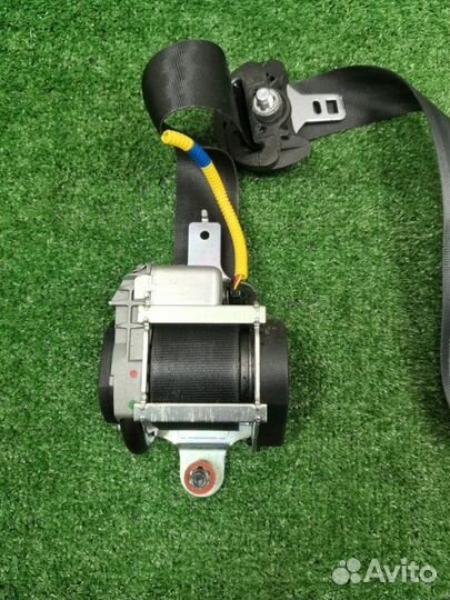 Ремень безопасности передний правый Kia Ceed