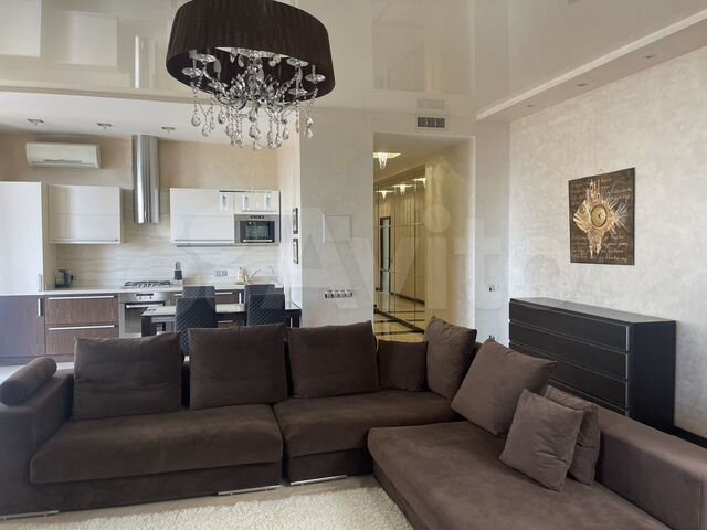 3-к. квартира, 124 м², 2/10 эт.