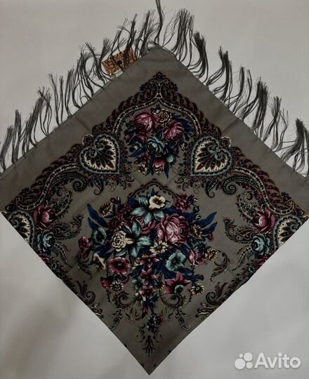 Платок шерстяной