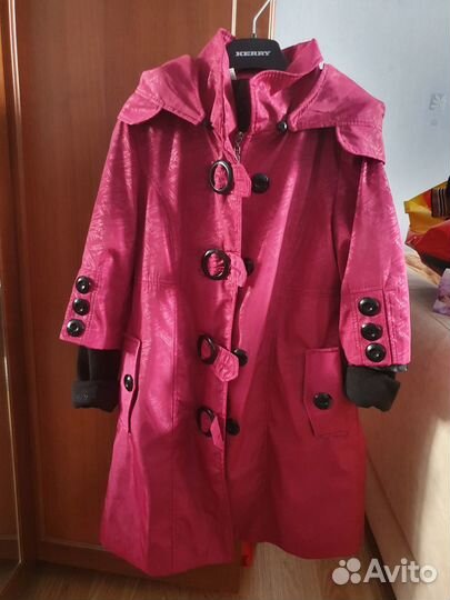 Продам верхнюю одежду для девочки(5 курток)