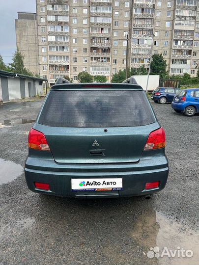 Mitsubishi Outlander 2.4 AT, 2003, 208 293 км