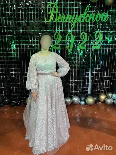 Вечернее платье