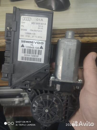 Мотор стеклоподъемника аудм а4 б6.задний левый