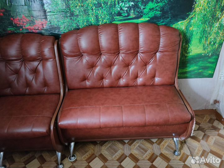 Кухонный диванчик