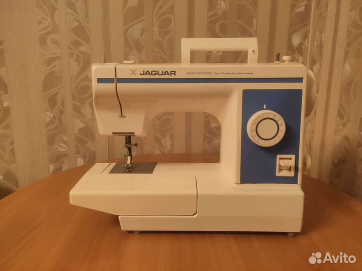 Швейная машина Jaguar 444