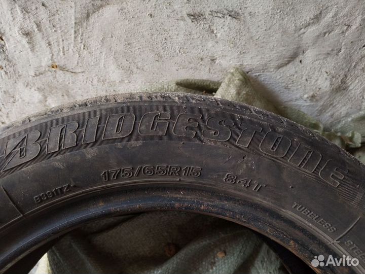 Bridgestone B391 175/65 R15 84T