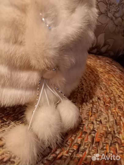 Шапка норковая женская белая