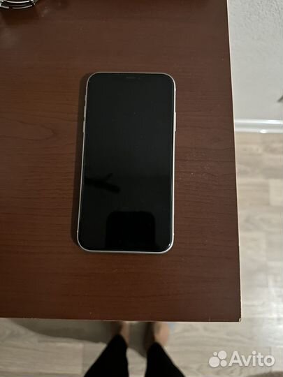 Мобильные телефоны бу iPhone 11