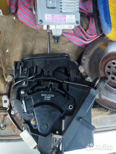 Селектор амт робот Тойота Королла верса 1.8