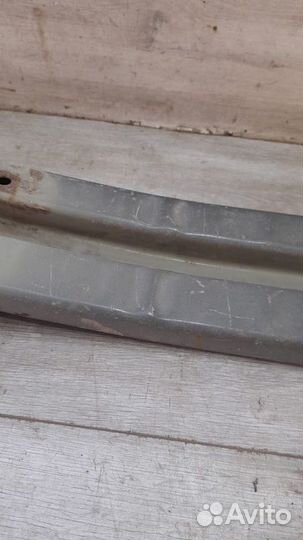 Усилитель переднего бампера Chevrolet Traverse С