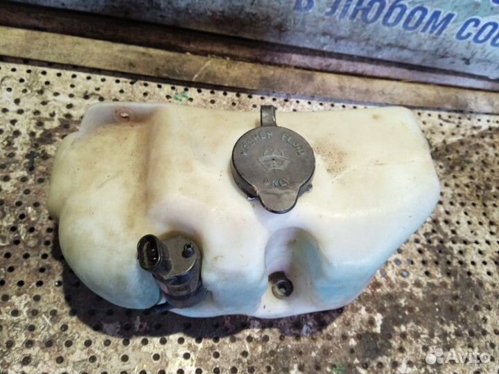 Бачок омывателя Chevrolet Blazer