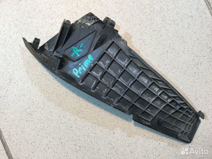 Накладка лобового стекла Kia Sorento 2015