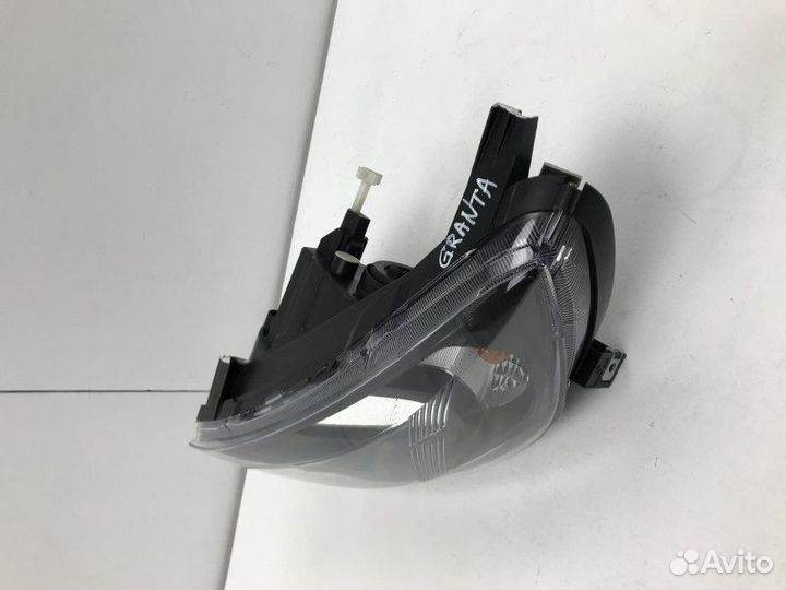 Фара левая LADA Granta