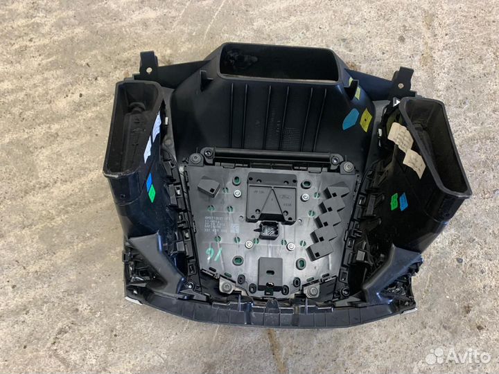 Магнитола рамка дисплей Ford Focus 3