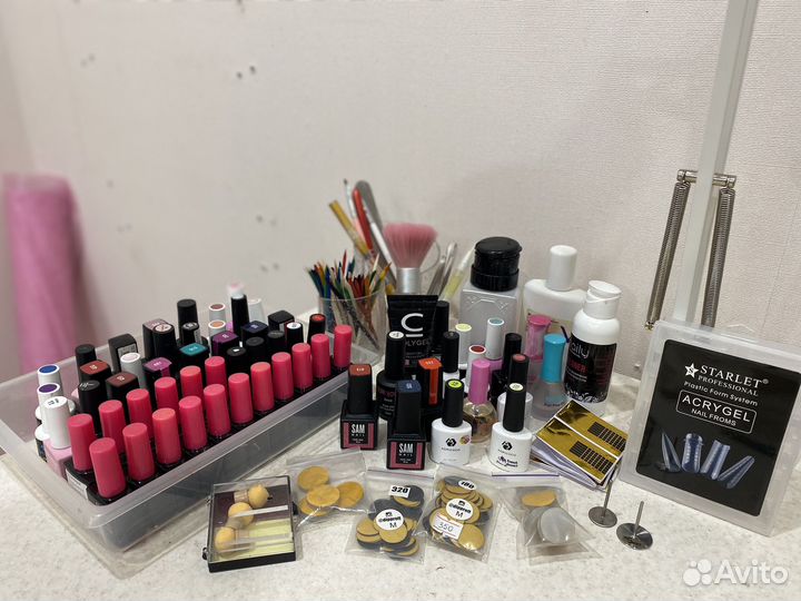 Для наращивания ногтей