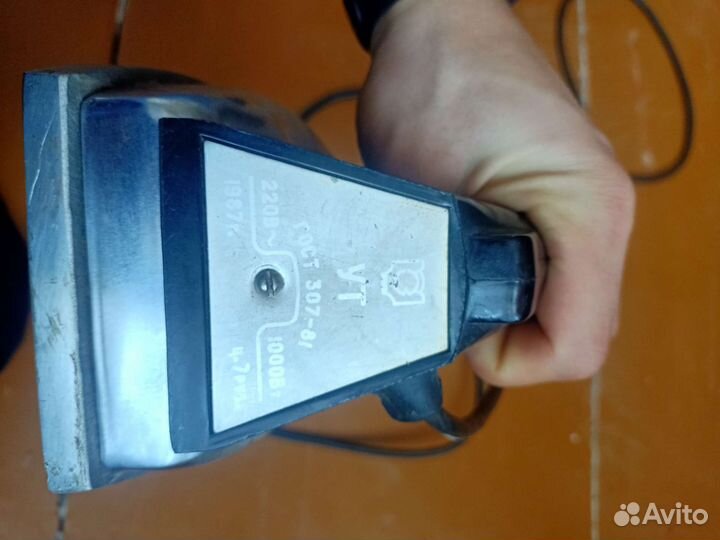 Утюг ссср1987год