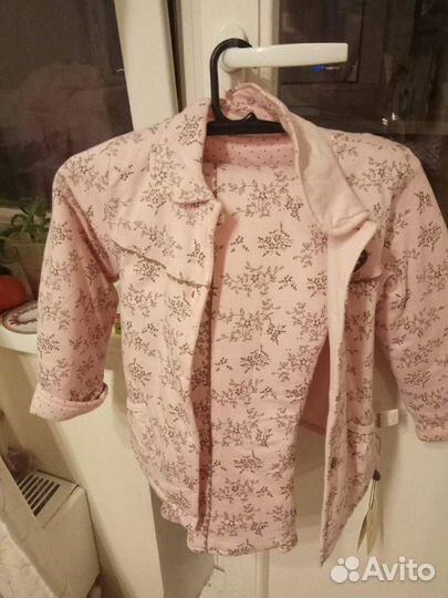 Комплект Куртка +штаны новый 100 см