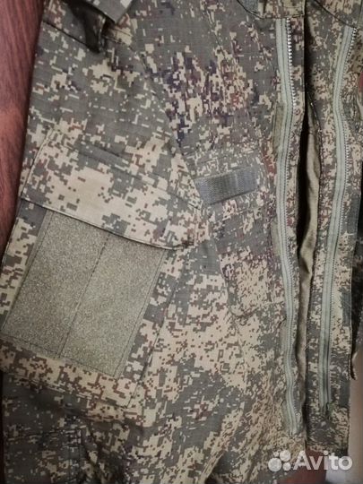 Форма пиксель зелёный