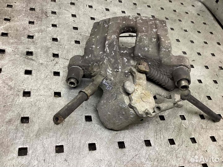 Суппорт задний левый Opel Vectra C