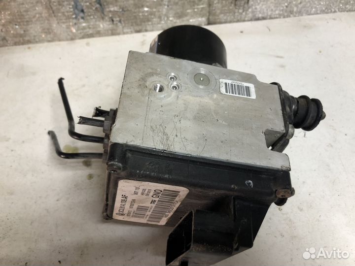 Блок абс Volkswagen Passat B6