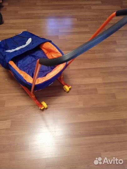 Санки детские с утеплителеи