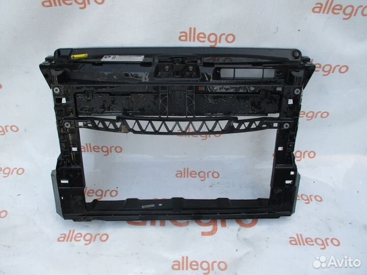 VW Polo Sedan панель радиатора телевизор