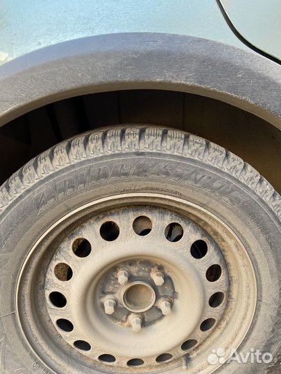 Комплект зимних колес