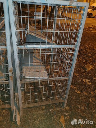 Продаю клетки бу