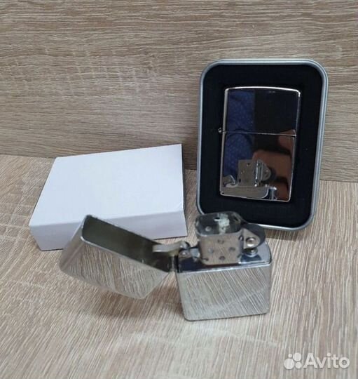 Зажигалка zippoо серебро